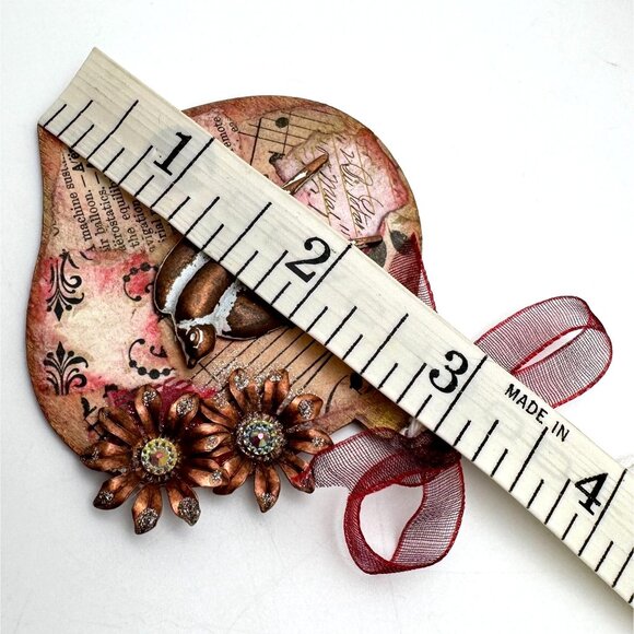Handcrafted OOAK Vintage-Inspired Collage Ornament Bronze Tone Bird Pink Flower - Picture 6 of 8